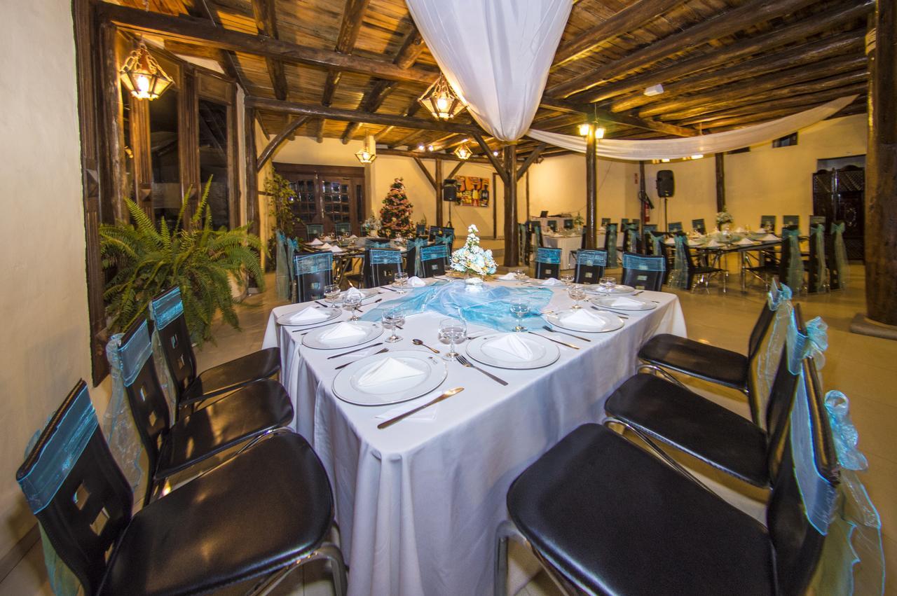 Hotel Bambu Riobamba Eksteriør billede