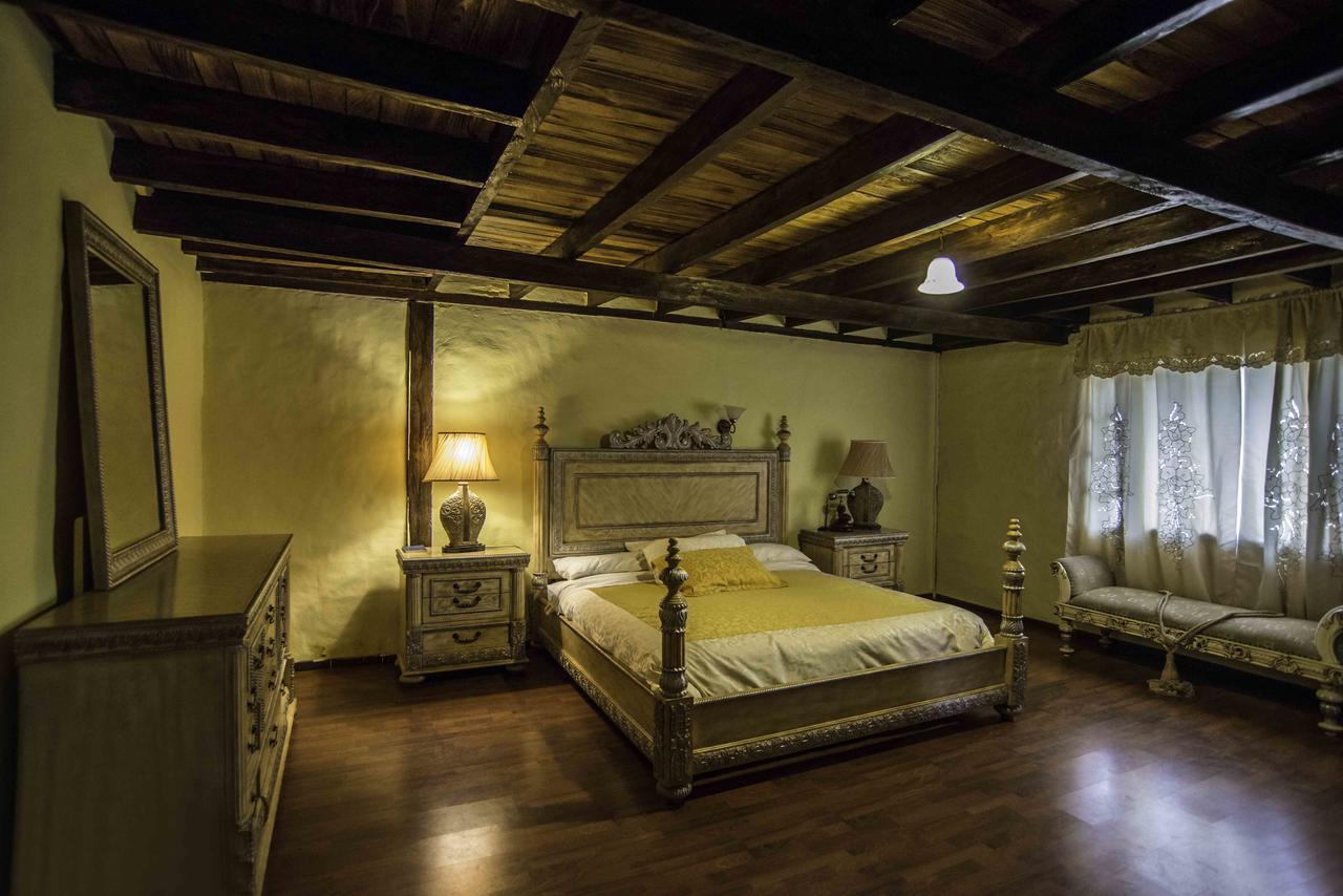 Hotel Bambu Riobamba Eksteriør billede