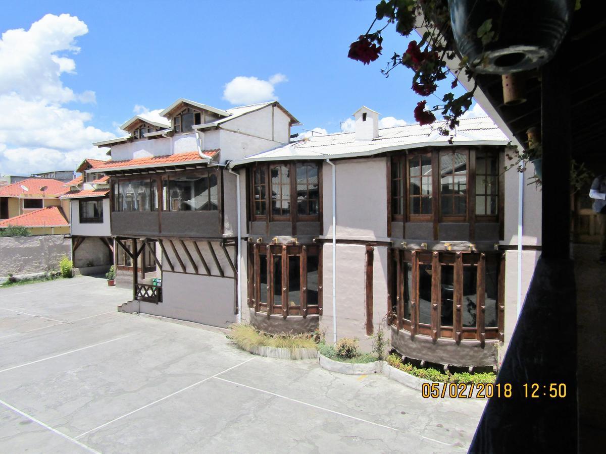 Hotel Bambu Riobamba Eksteriør billede